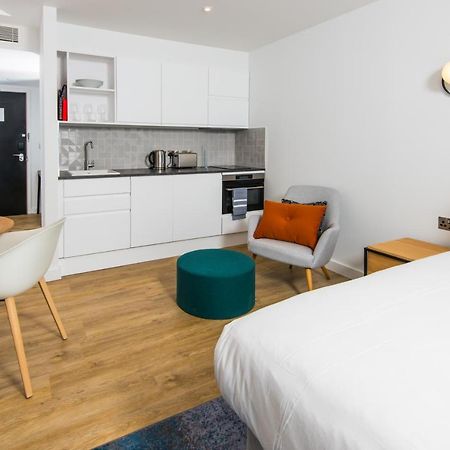 Staybridge Suites - Cardiff By Ihg Εξωτερικό φωτογραφία